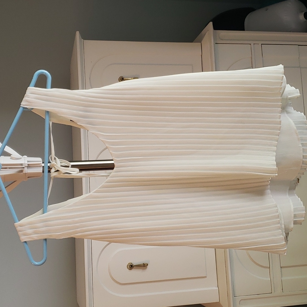 Pleated Tank